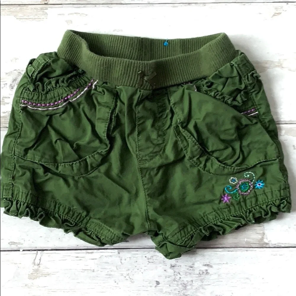 Baby Girl 0-3m Children’s Place Green Shorts Onesie Outfit Purple Bodysuit NB - Picture 4 of 5
